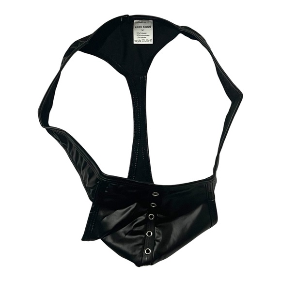 Faux‎ Leather Thong Black Size M (28-30) NWT - Picture 5 of 7